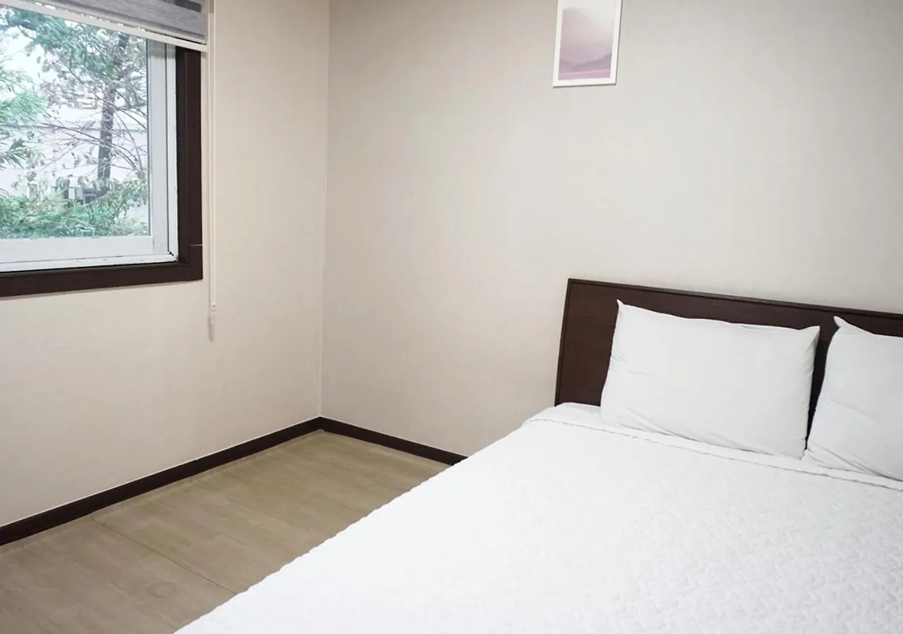 Bijarim Resort 제주 2*,
